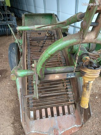 Arracheuse aligneuse Rémy John Deere pour pièce ou pièce séparé