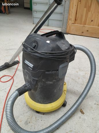 Aspirateur a cendres