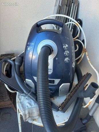 Aspirateur à sac Hoover