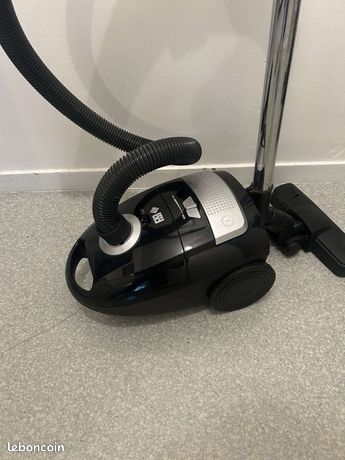 Aspirateur avec sac