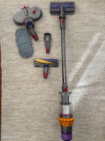 Aspirateur balai DYSON V15