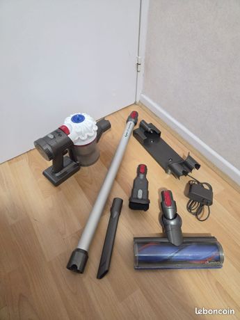 Aspirateur Balai Dyson V7