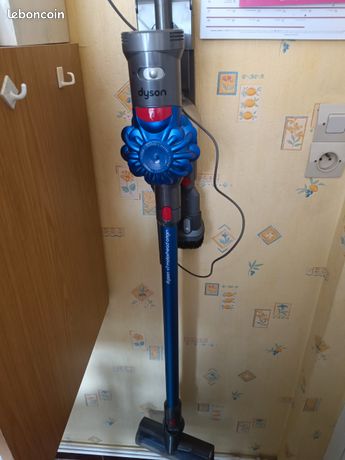 Aspirateur balai Dyson