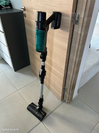 Aspirateur balai rechargeable ROWENTA