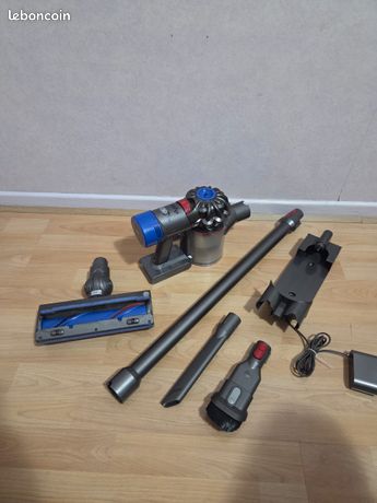 Aspirateur Balais Dyson V8