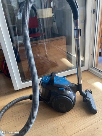 Aspirateur BOSCH compact sans sac TBE