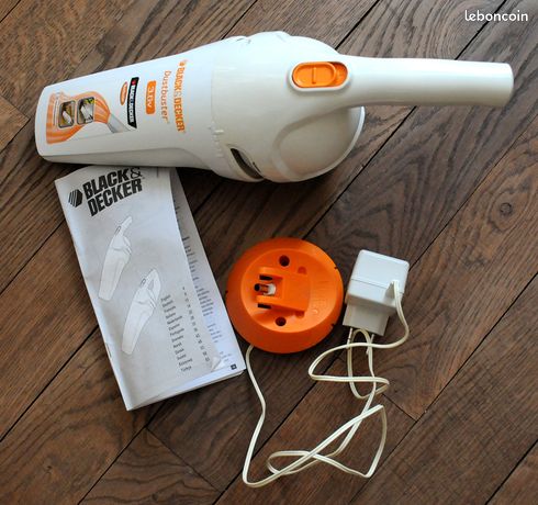 Aspirateur de table Black & Decker - neuf