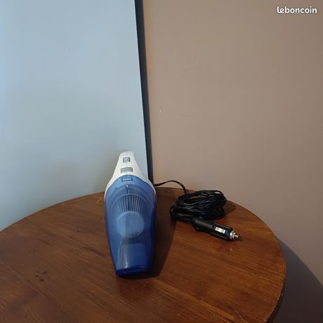Aspirateur de voiture