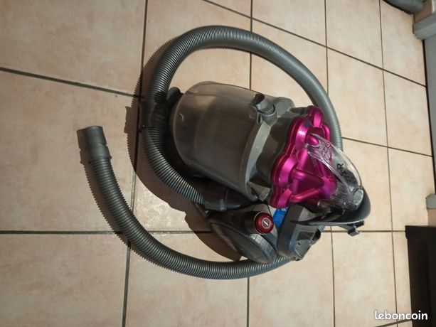 Aspirateur Dyson pour pièces