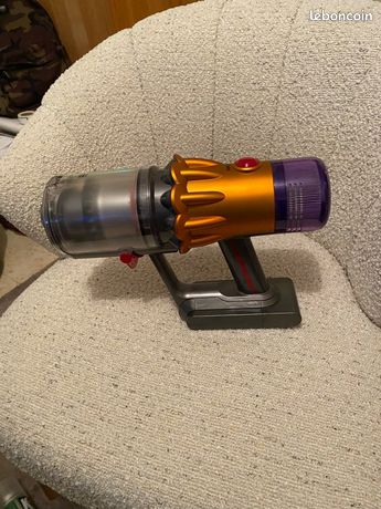 Aspirateur Dyson V12 sans fil