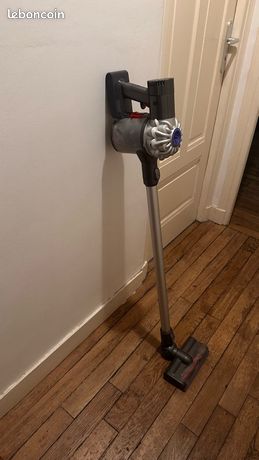Aspirateur Dyson V6 sans fil