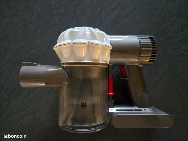 Aspirateur Dyson V6