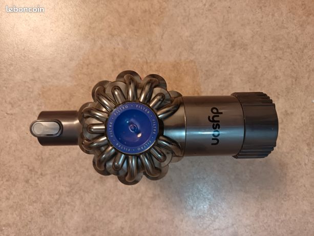 Aspirateur Dyson v6