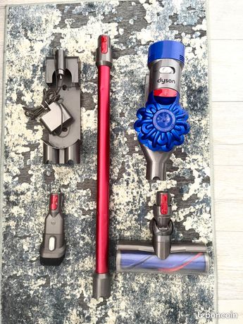 Aspirateur dyson V8