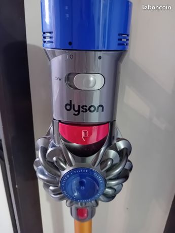Aspirateur dyson v8