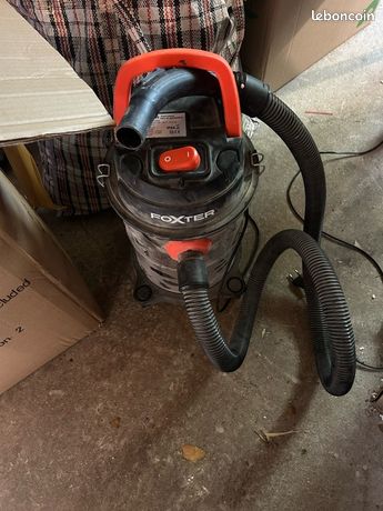 Aspirateur eau et poussière