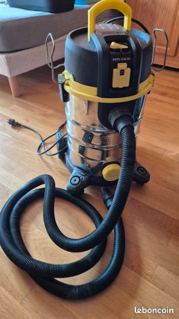 Aspirateur eau et poussière