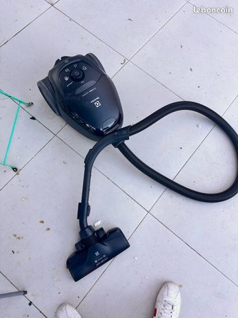 Aspirateur electrolux