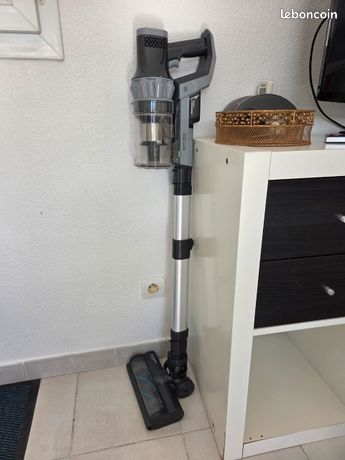 Aspirateur essentielB