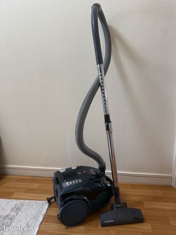 Aspirateur Hoover sans sac fonctionne parfaitement