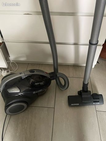 Aspirateur hoover