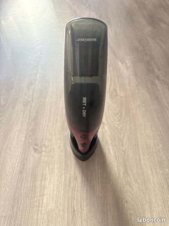 Aspirateur main