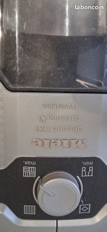 Aspirateur miele blizzard cx1 cat et dog power line