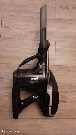 Aspirateur murale