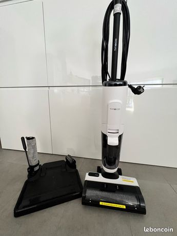 Aspirateur nettoyeur vapeur TINECO