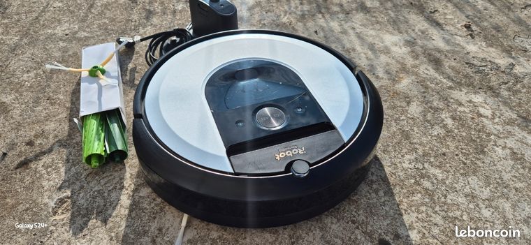 Aspirateur robo romba