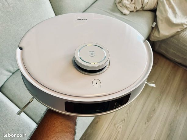 Aspirateur robot deebot t20e connecté