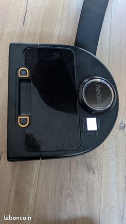 Aspirateur robot NEATO