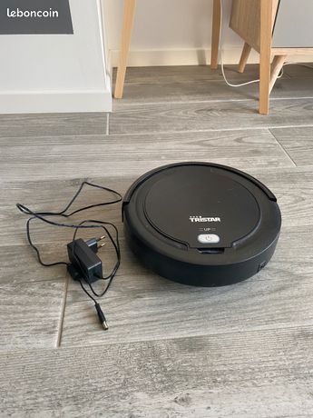 Aspirateur robot TRISTAR