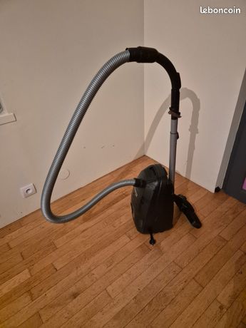 Aspirateur Rowenta avec sac
