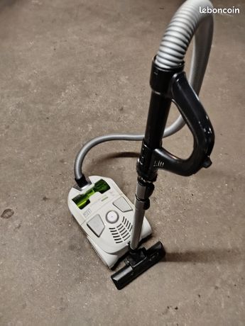 Aspirateur Rowenta Cyclonique