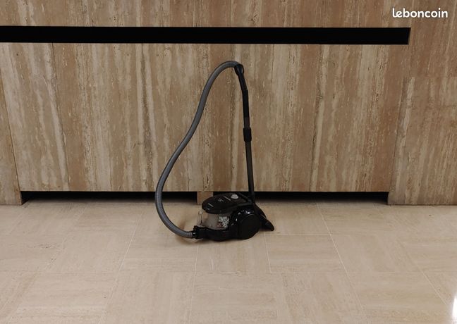 Aspirateur SAMSUNG sans sac
