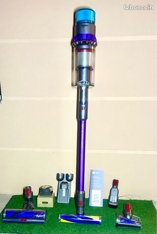 Aspirateur sans fil dyson gen 5 détect absolute très peu servi