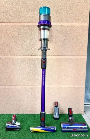 Aspirateur sans fil dyson gen 5 détect absolute ( très peu servi)