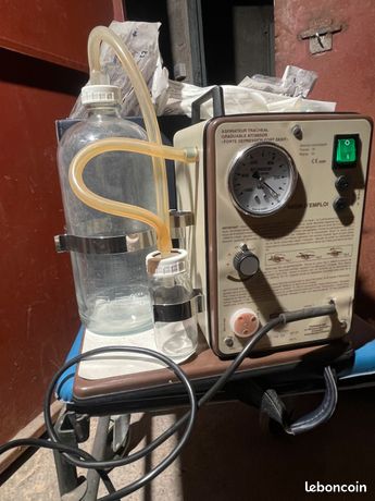 Aspirateur tracheal graduable atomisor «forte depression-fort debit»