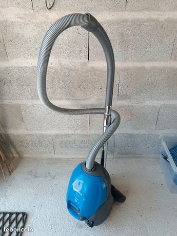 Aspirateur traineau Bosch