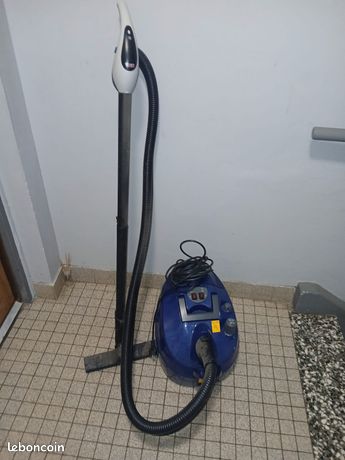 Aspirateur vapeur