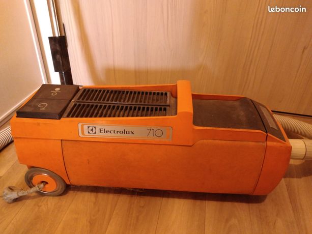 Aspirateur vintage fonctionnel