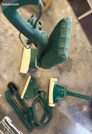 Aspirateur à brosse