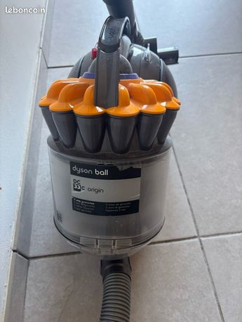 Aspirateur Dyson ball