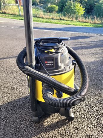 Aspirateur eau poussière