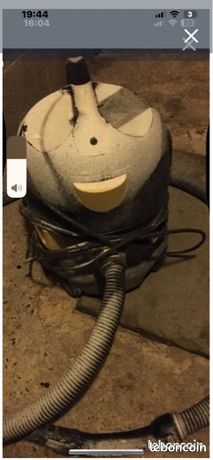 Aspirateur Karcher professionnel
