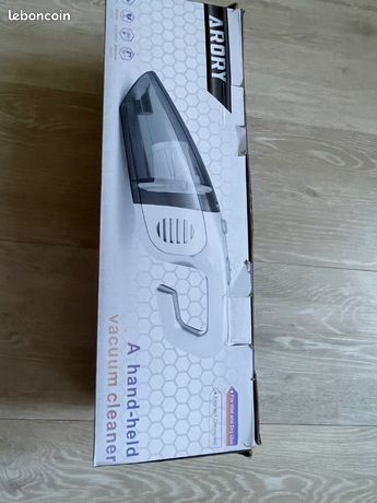 Aspirateur main