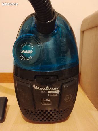 Aspirateur sans sac moulinex
