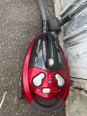 Aspirateur Tornados