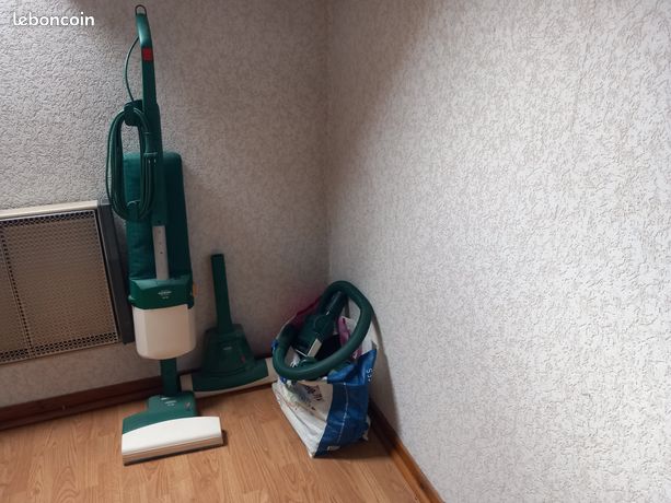 Aspirateur vorwerk + accessoires